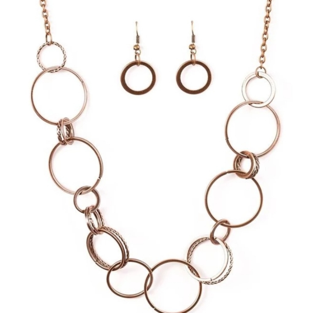 FOLLOW THE RINGLEADER-Necklace